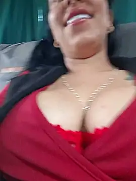 Luianna élő XXX-chatje