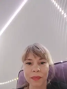 XXX chat uživo modela MaryPele
