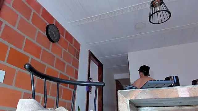 Chat XXX ao vivo de Sebastie_