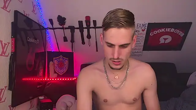Cookieboy88 现场XXX聊天