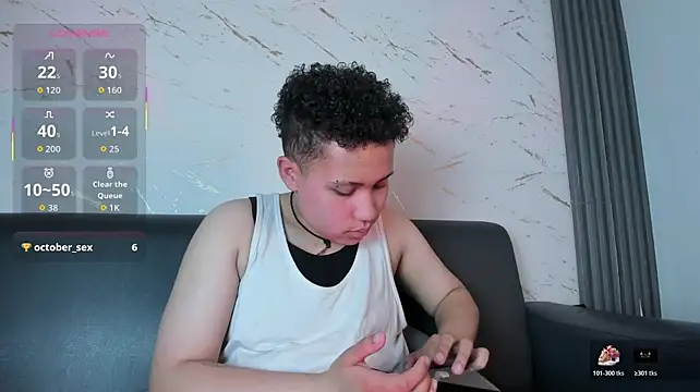 XXX chat uživo modela BullSmoke19