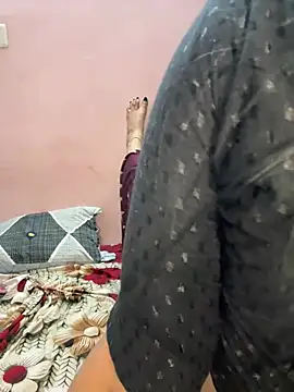 kiaraqueen7 Live XXX-chat