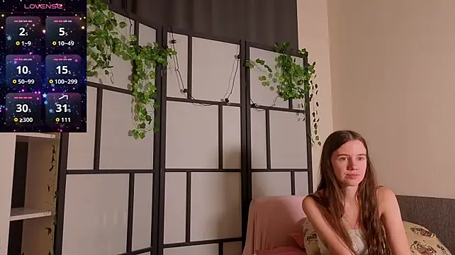 MyrtaMcclaney Adlı Modelin Canlı XXX Sohbeti