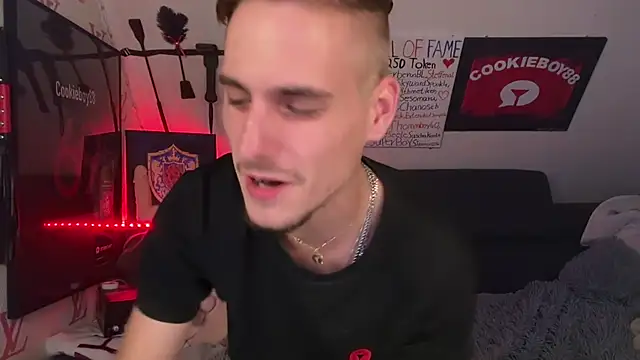 Cookieboy88 Live XXX-chat