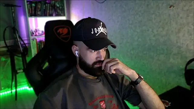 _Serious_Man Live XXX Chat