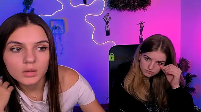 lisa_dark_ Chat XXX live