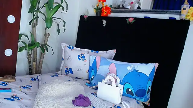 NathalialLooes 现场XXX聊天