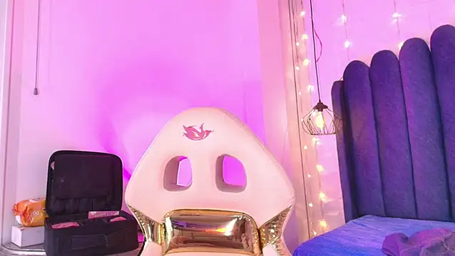 Chat +18 de Queen_perla_ ao vivo