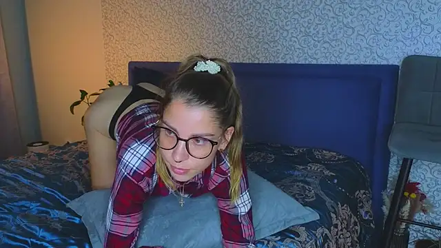 Kristi_Wolf live XXX chat