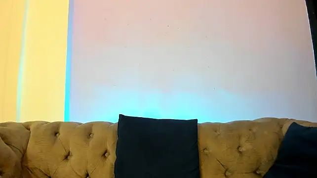 milo_cruz_'s Live XXX Chat