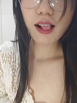 SunnyMist000 – Naživo XXX chat
