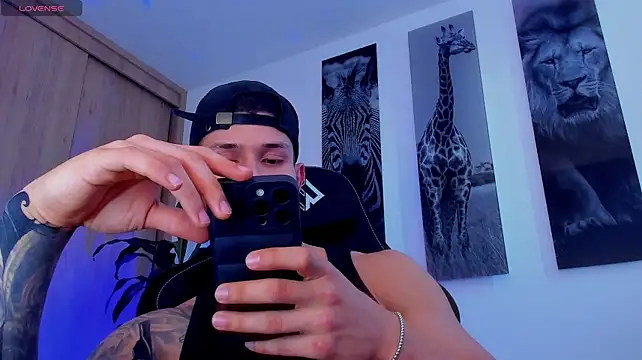 צ'אט XXX בשידור חי של Santos_ramirez1