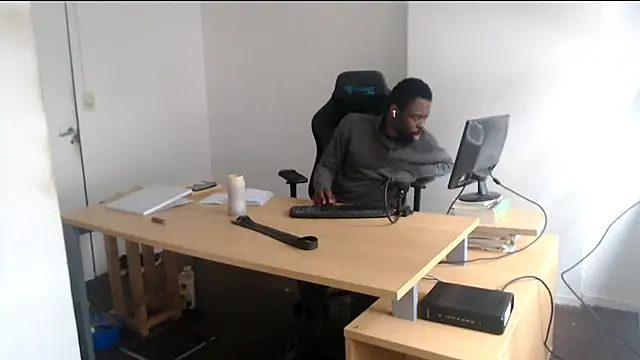 XXX chat uživo modela Mastertopdome