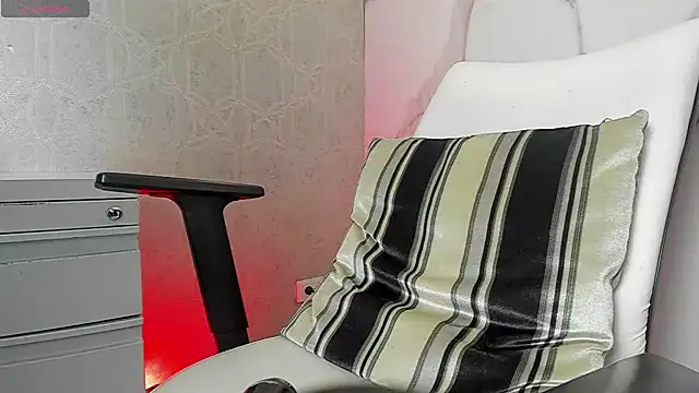 Lucii_fer_ Live XXX Chat