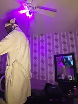 Онлайн чат XXX Judah_LyonZ
