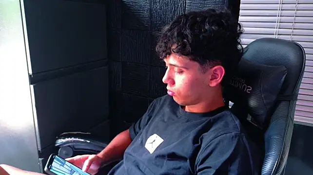 SrJacobs' Live XXX Chat