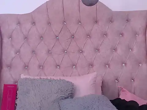Jessica_Carter_01 Adlı Modelin Canlı XXX Sohbeti