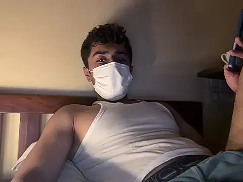 Chat XXX Live LIPGLOSSDAMAGE