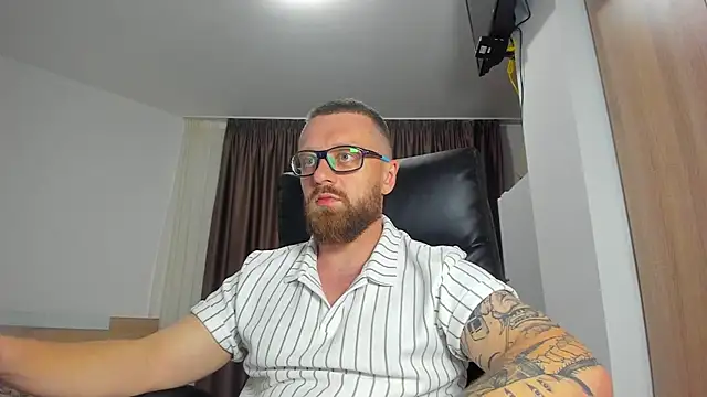 Findom_guy – Naživo XXX chat