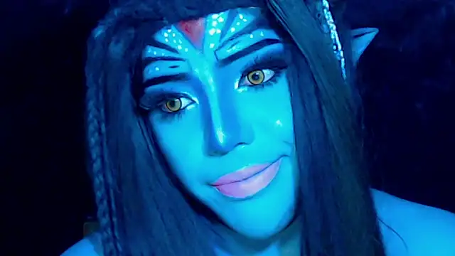 Astral_Aura66 Adlı Modelin Canlı XXX Sohbeti