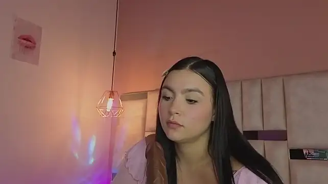 kylie_river লাইভ XXX চ্যাট