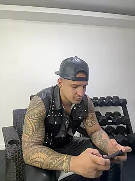 Chatroom XXX en direct de master_leather