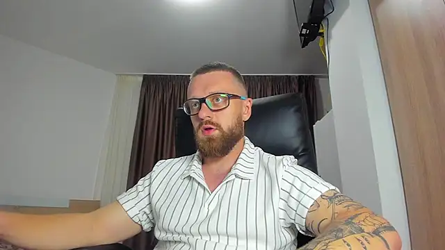 Findom_guyn Live XXX chat