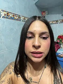 charlotte_stevenss_ Adlı Modelin Canlı XXX Sohbeti