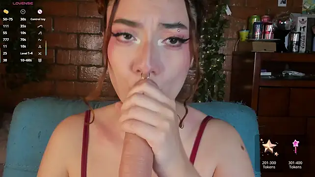 Annycolin_ Adlı Modelin Canlı XXX Sohbeti