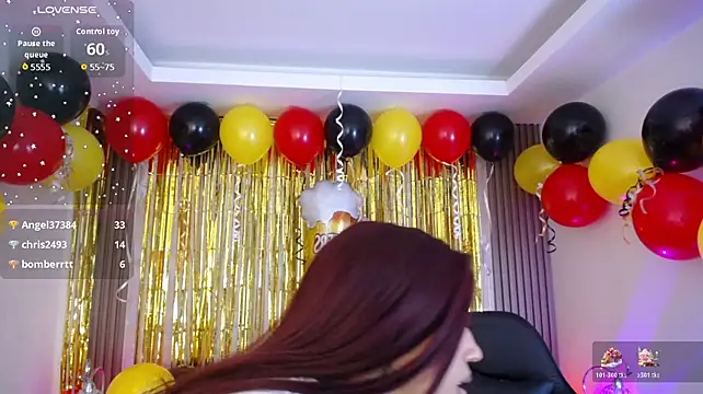 Raven_Wood Adlı Modelin Canlı XXX Sohbeti