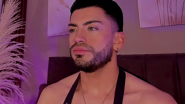 Alexander_Diazz Adlı Modelin Canlı XXX Sohbeti