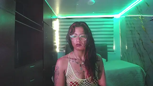 SamathaMay Chat XXX live