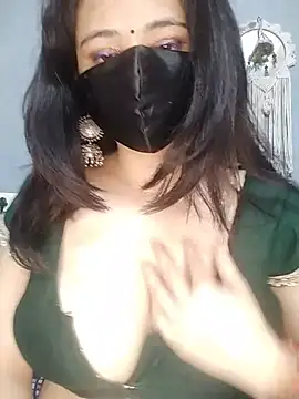 Pari8822's Live XXX Chat