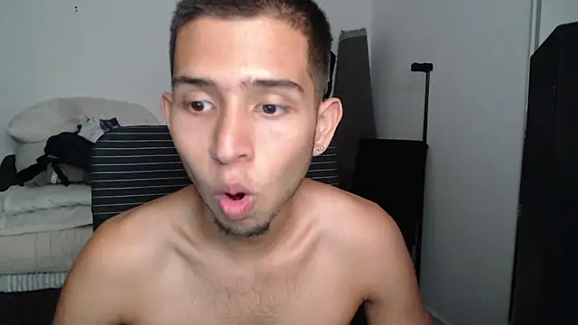 harold_18_ 라이브 XXX 채팅