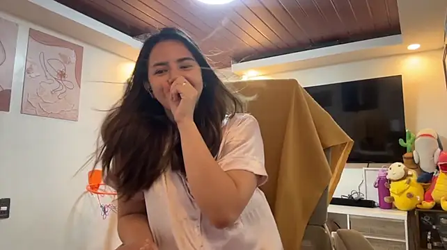 CherryBellee Pertunjukan Webcam