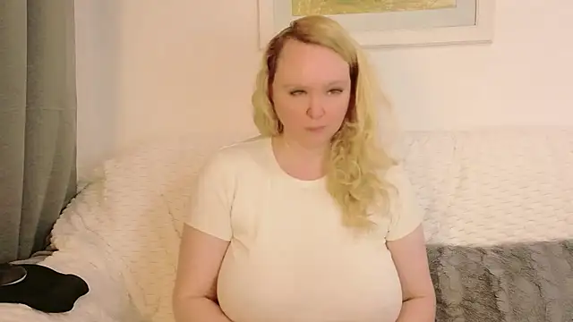 Sarah4you Adlı Modelin Canlı XXX Sohbeti
