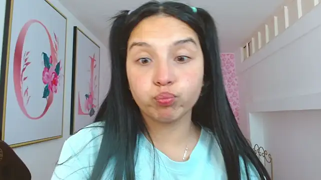 Small_naugthy_ Live XXX Chat
