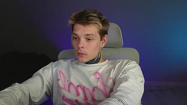 Онлайн чат XXX DENIS_HERE