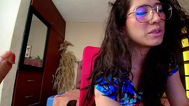 Chat XXX ao vivo de Sarah_Clarc