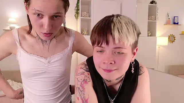 Kitty_Ollive live XXX chat