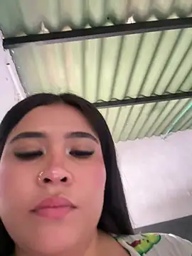 LunnaMoretii2 লাইভ XXX চ্যাট