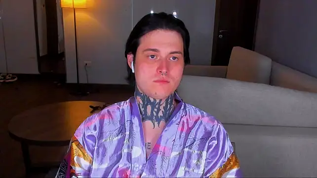 XXX chat uživo modela _torfin_