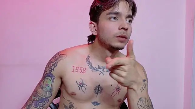 AliceandMax: απευθείας συνομιλία ΧΧΧ