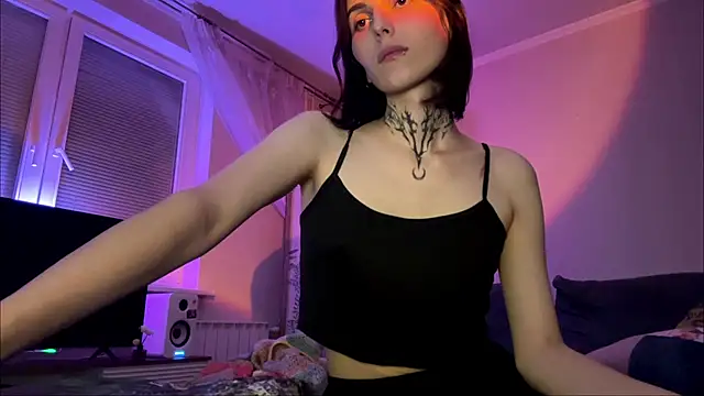 SweetFemBoyy Adlı Modelin Canlı XXX Sohbeti