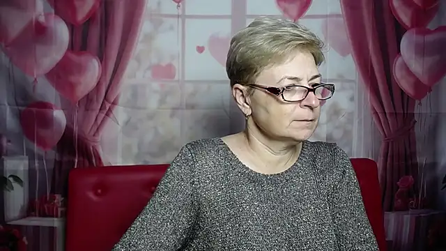EmiliaGree: απευθείας συνομιλία ΧΧΧ