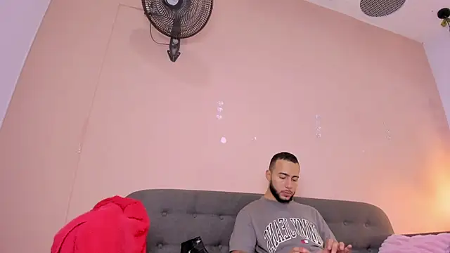 Raven_y_vex_n Live XXX chat