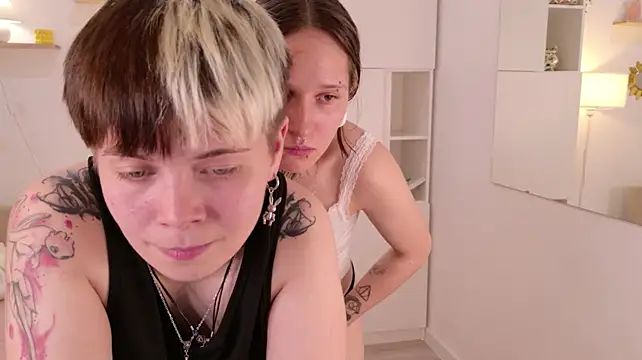 Chat XXX en directo de Kitty_Ollive