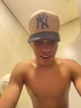 Chat XXX Live Colby_driscoll