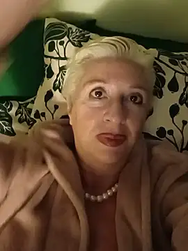 divinaerotica's Live XXX Chat