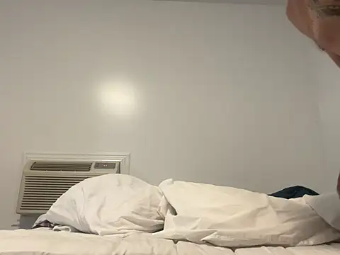 AidenMcKnight's Live XXX Chat